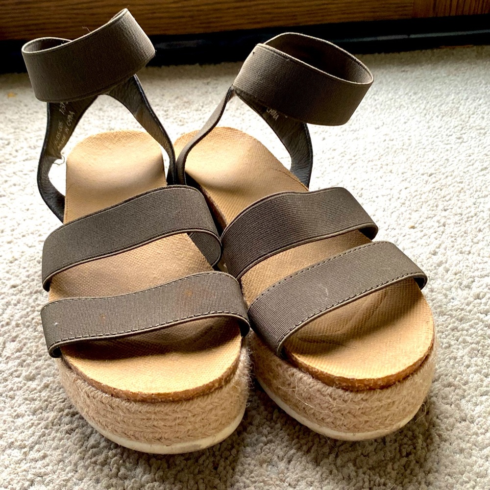 Platform sandal